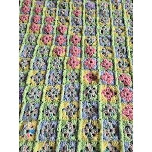 NEW crochet baby afghans handmade new  33n X 33in Mini Granny Square